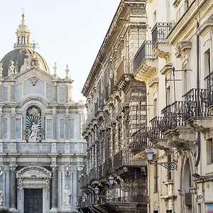 Duomo Suites & Catania