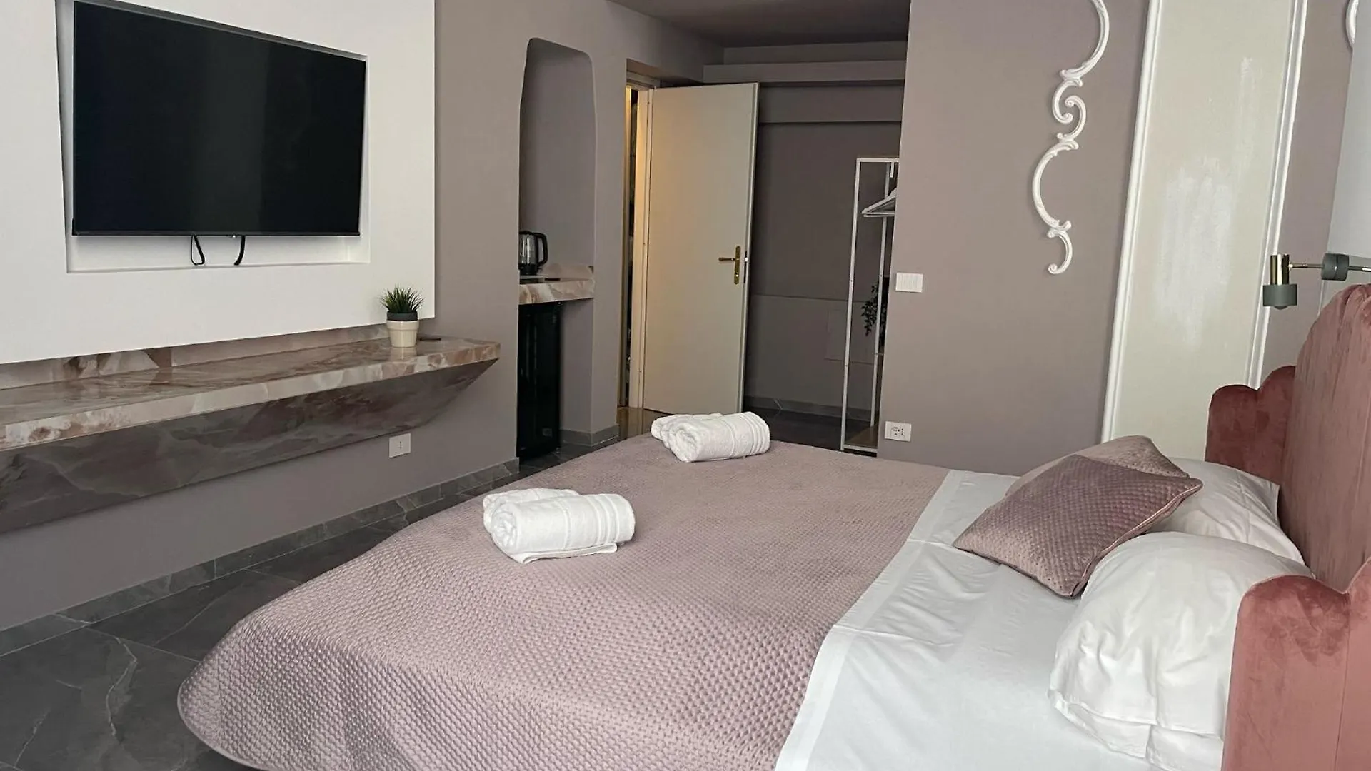 Bed and Breakfast Palazzo Bruca CTA